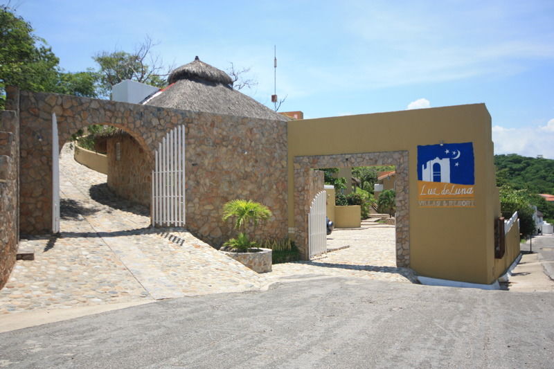 Villas & Resort Luz De Luna Santa Cruz Huatulco Extérieur photo